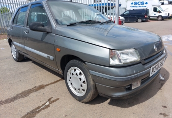 Renault Clio 1.4 Auto